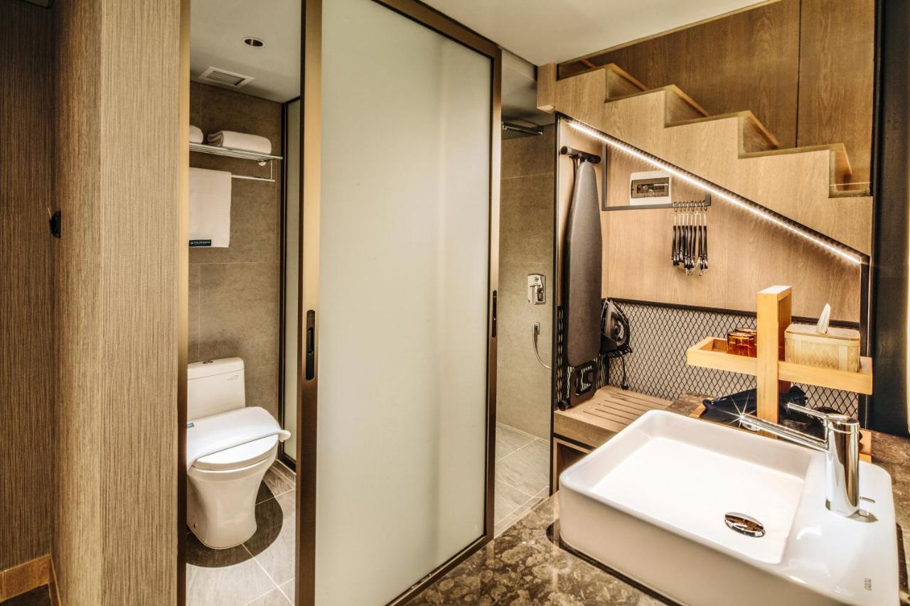 The Botanica Sanctuary Hotel Puncak Buitenkant foto Bathroom