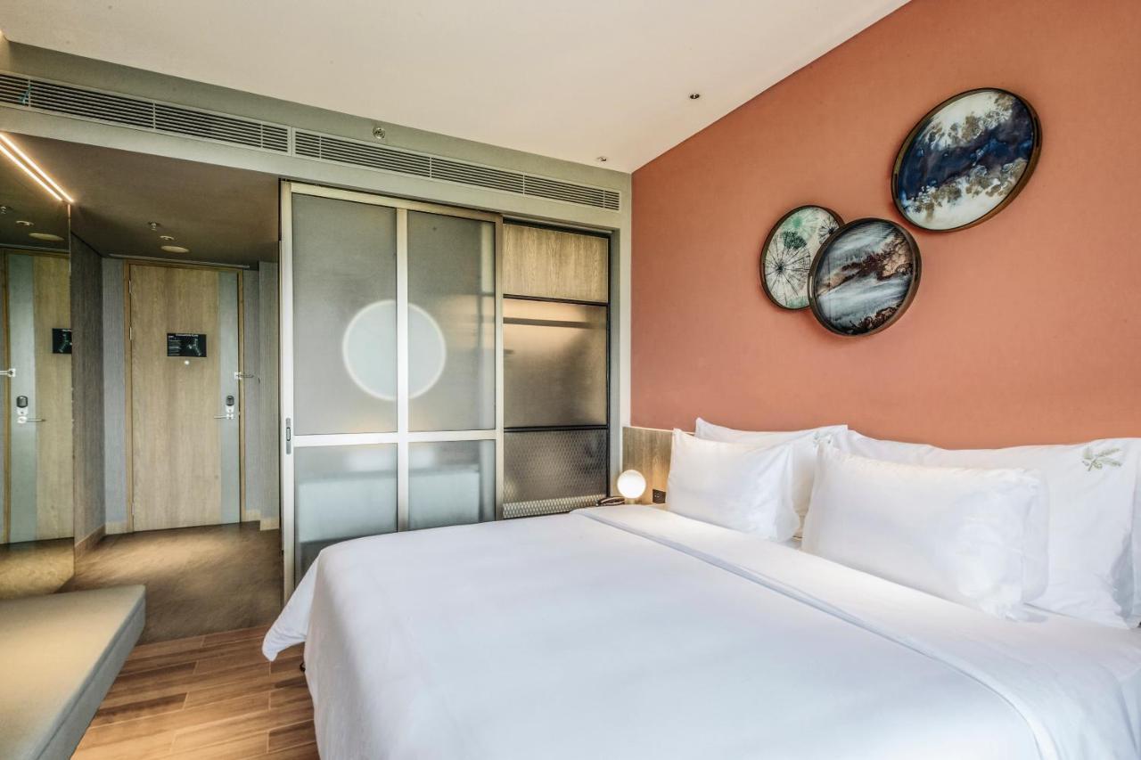The Botanica Sanctuary Hotel Puncak Buitenkant foto Deluxe Room
