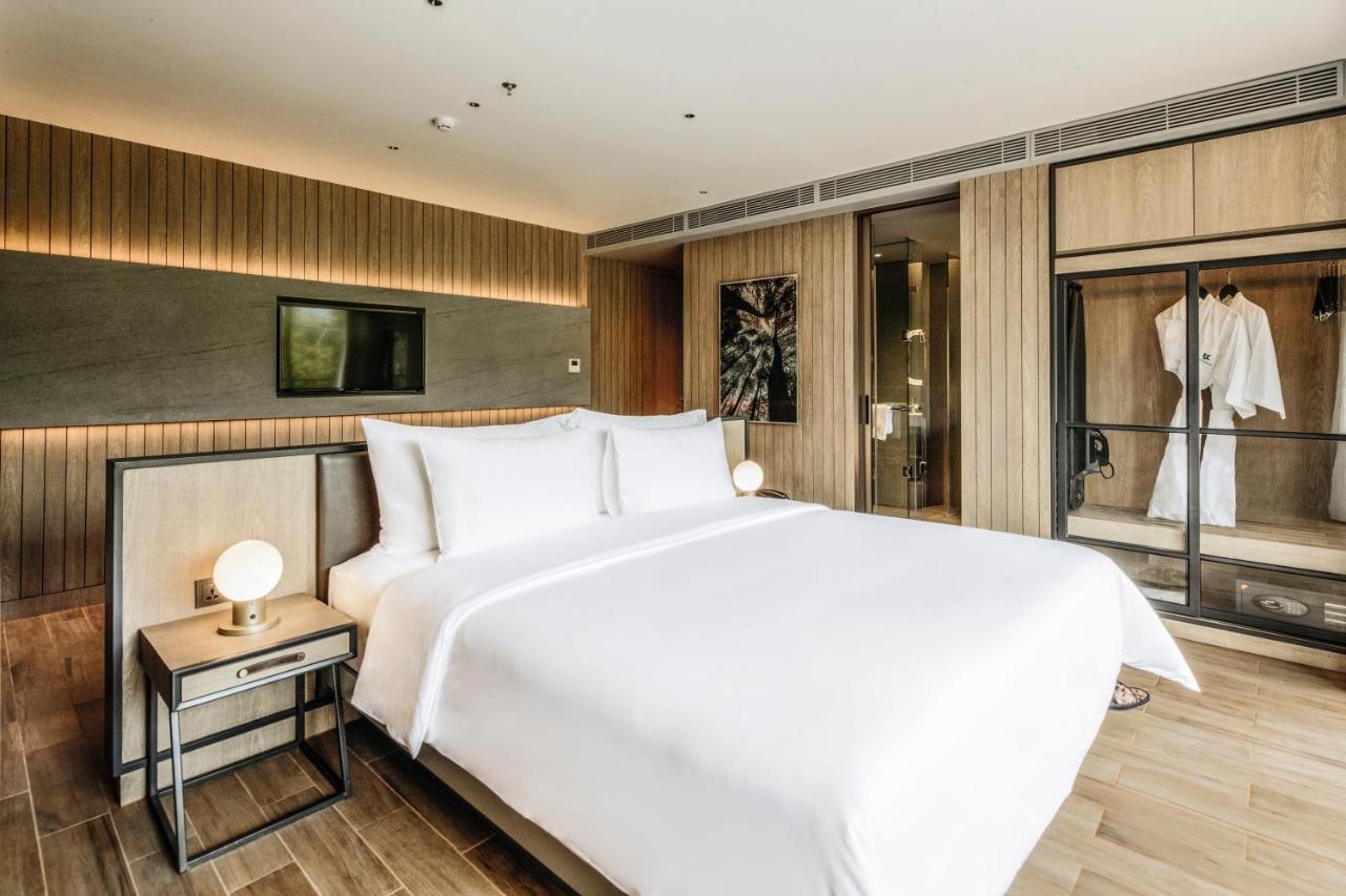 The Botanica Sanctuary Hotel Puncak Buitenkant foto Deluxe Suite