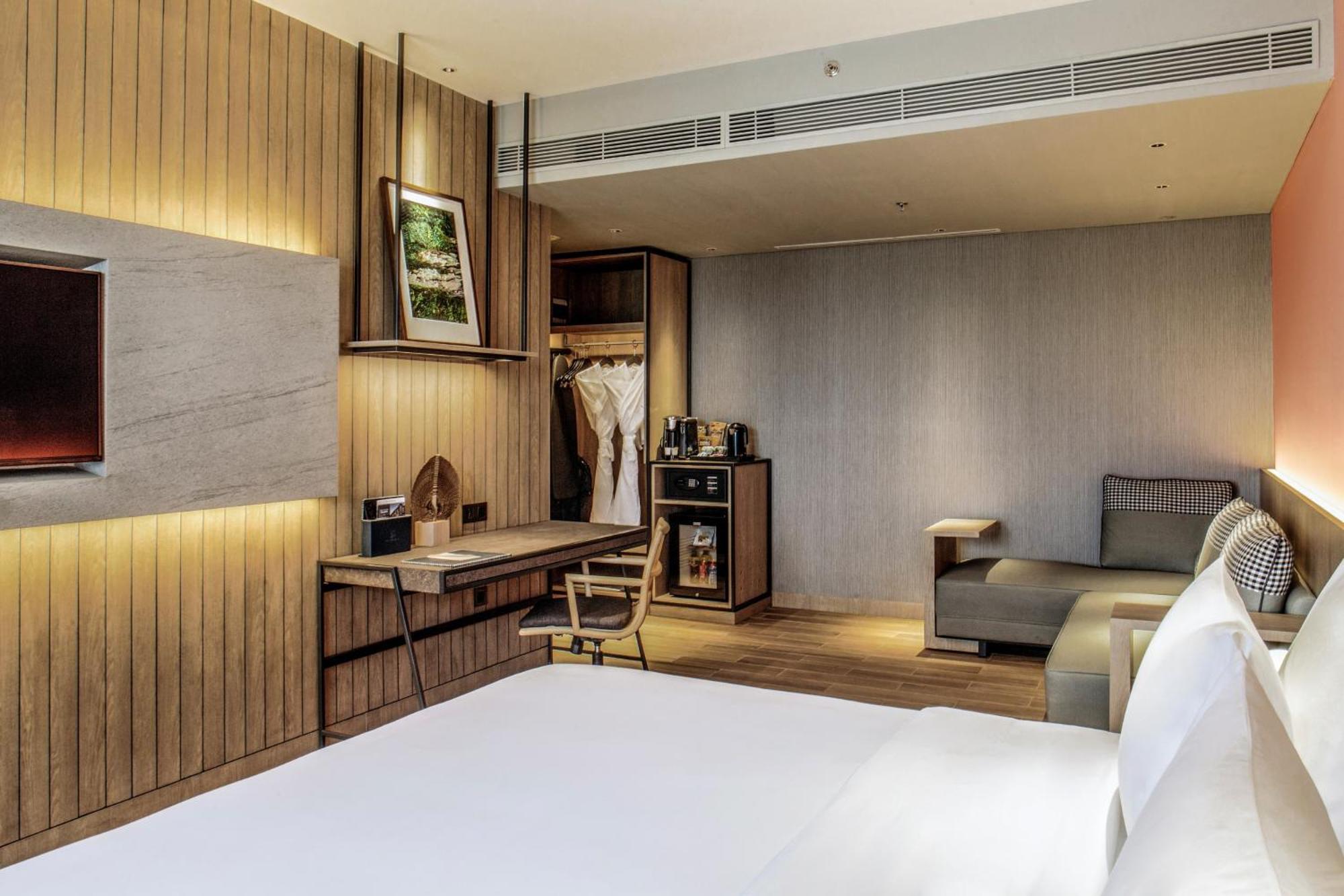 The Botanica Sanctuary Hotel Puncak Kamer foto Deluxe Room